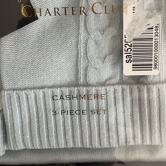 NEW Charter Club Cashmere Hat, Gloves & Scarf Boxed Gift Set Light - Picture 6 of 6